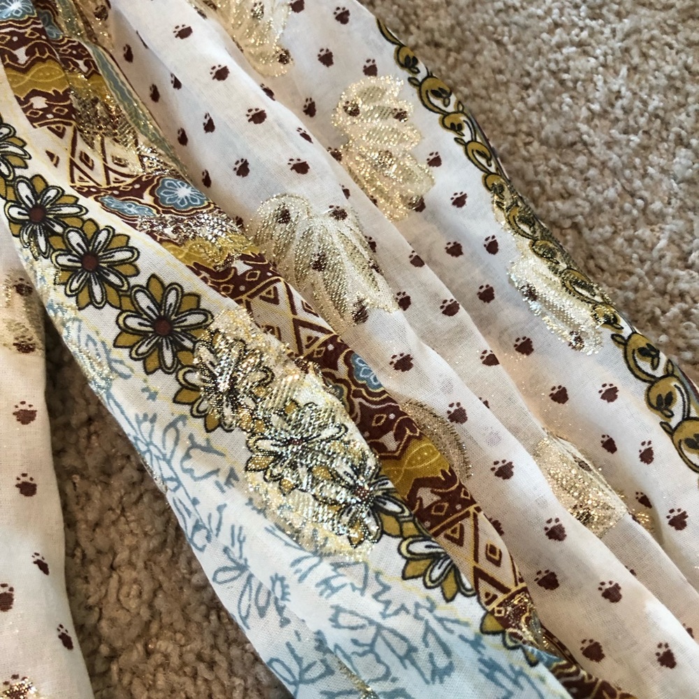 Off White Patterned Long Sleeve Top Never Worn - image 3